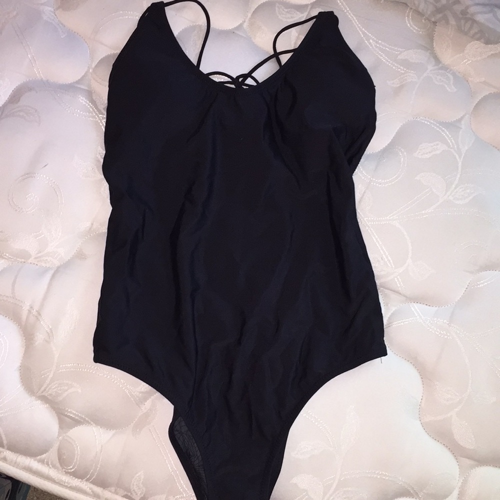 Volcom One piece bikini! Open back!!